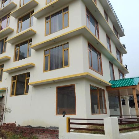 מנאלי Lotus Inn Rohtang View מראה חיצוני תמונה