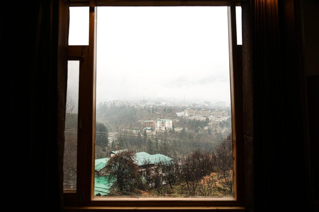 מנאלי Lotus Inn Rohtang View מראה חיצוני תמונה