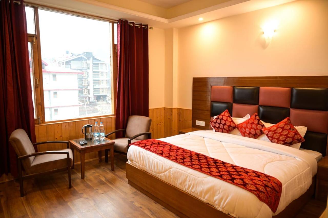 מנאלי Lotus Inn Rohtang View מראה חיצוני תמונה